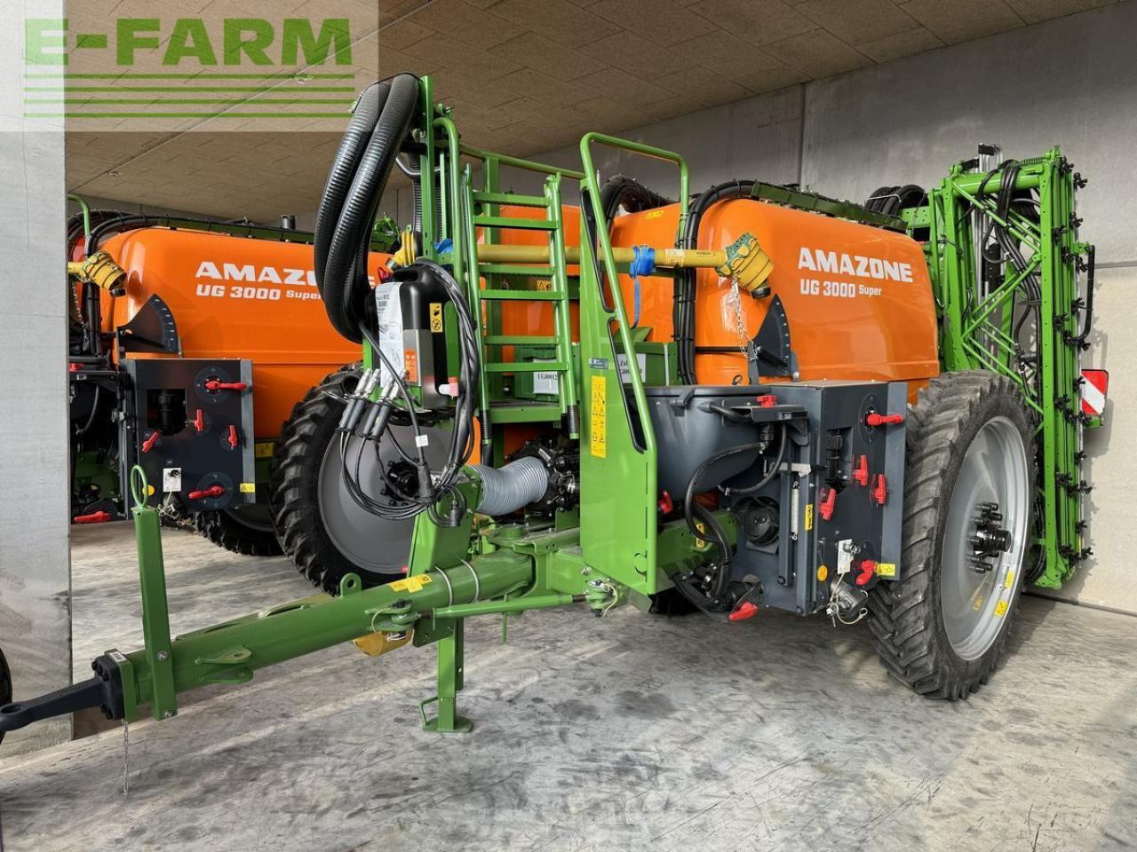 Amazone ug 3000 super - Pulverizador de arrastar: foto 1 Amazone ug 3000 super - Pulverizador de arrastar: foto 1