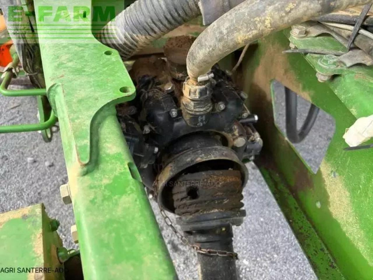 Amazone ux 3200 - Pulverizador de arrastar: foto 2 Amazone ux 3200 - Pulverizador de arrastar: foto 2