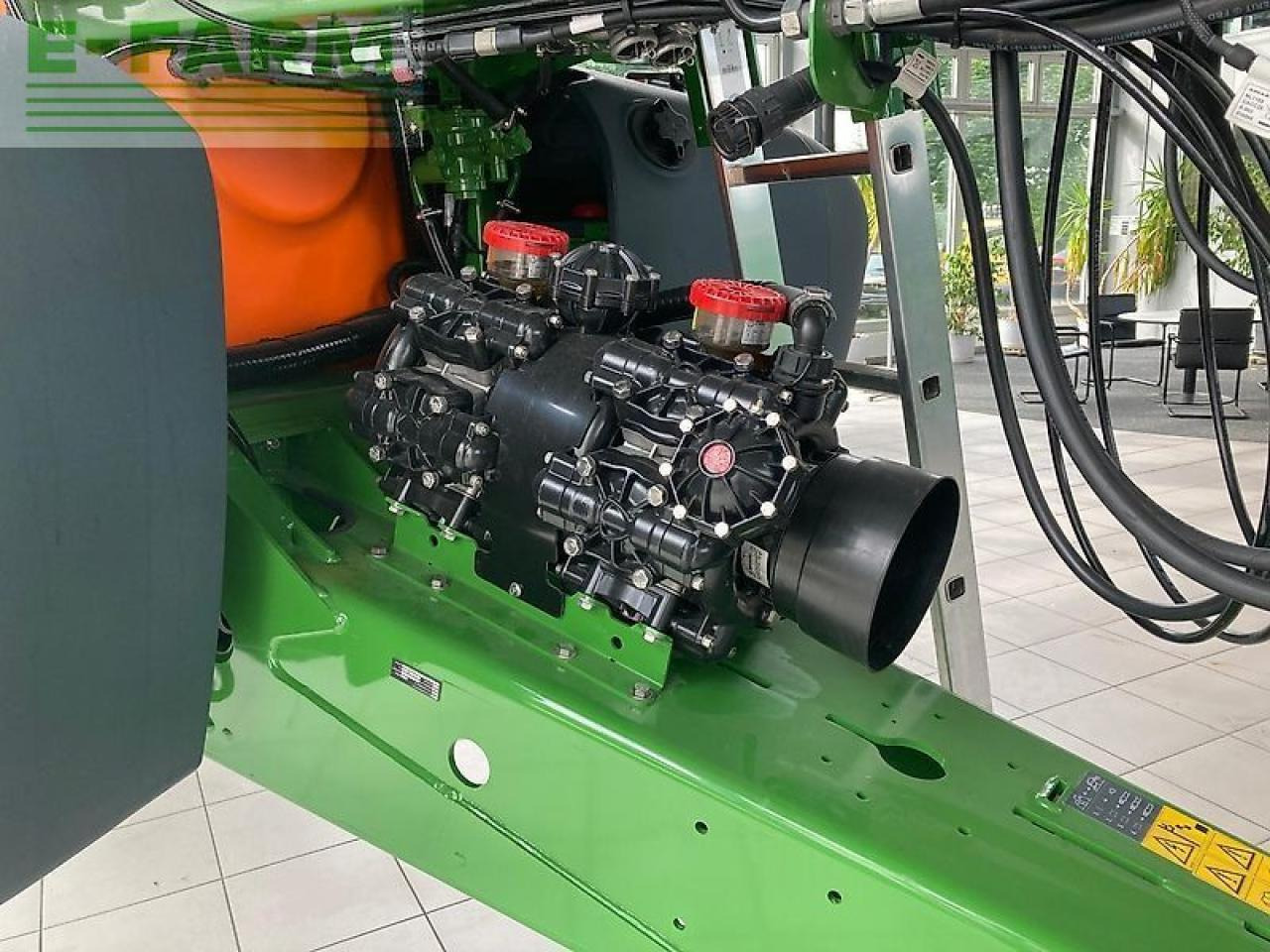 Amazone ux 6201 super - Pulverizador de arrastar: foto 5 Amazone ux 6201 super - Pulverizador de arrastar: foto 5