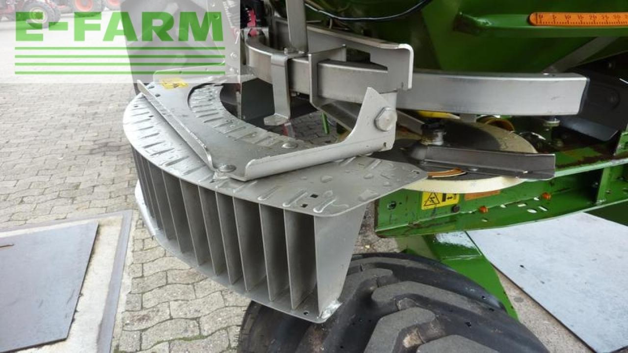 Distribuidor de fertilizantes Amazone za-m maxtronic 3000 mit fahrgestell fr 2000: foto 16