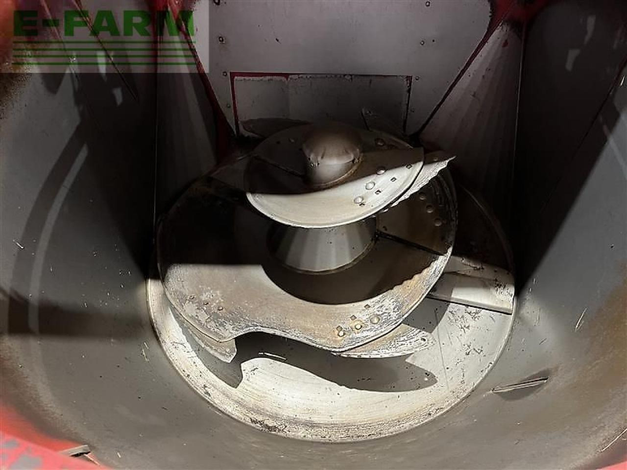 BVL - van Lengerich futtermischwagen v mix fill plus 8-1s ls - Equipamento de gado: foto 5 BVL - van Lengerich futtermischwagen v mix fill plus 8-1s ls - Equipamento de gado: foto 5