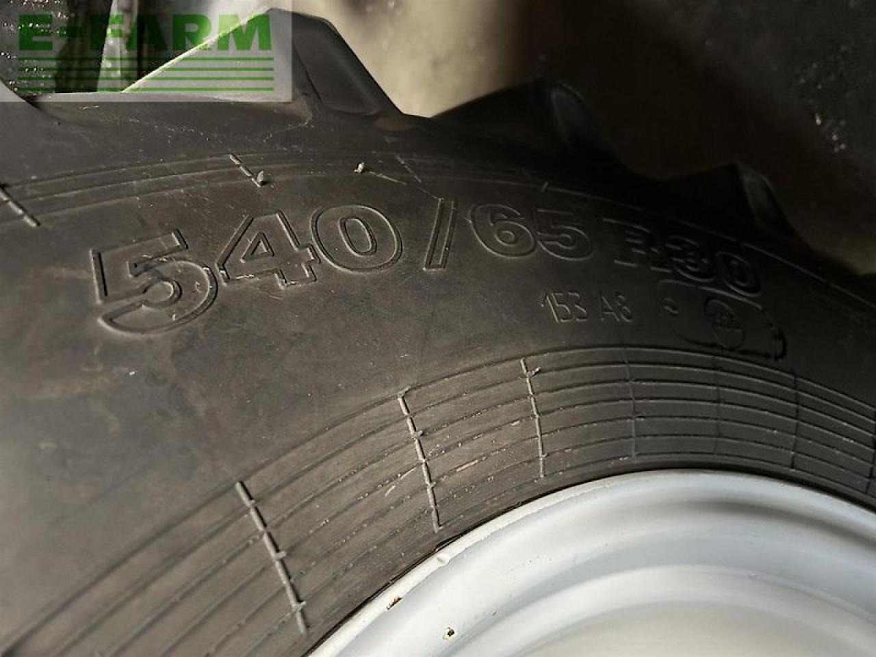 Belarus 3022 dc1 - Trator: foto 5 Belarus 3022 dc1 - Trator: foto 5