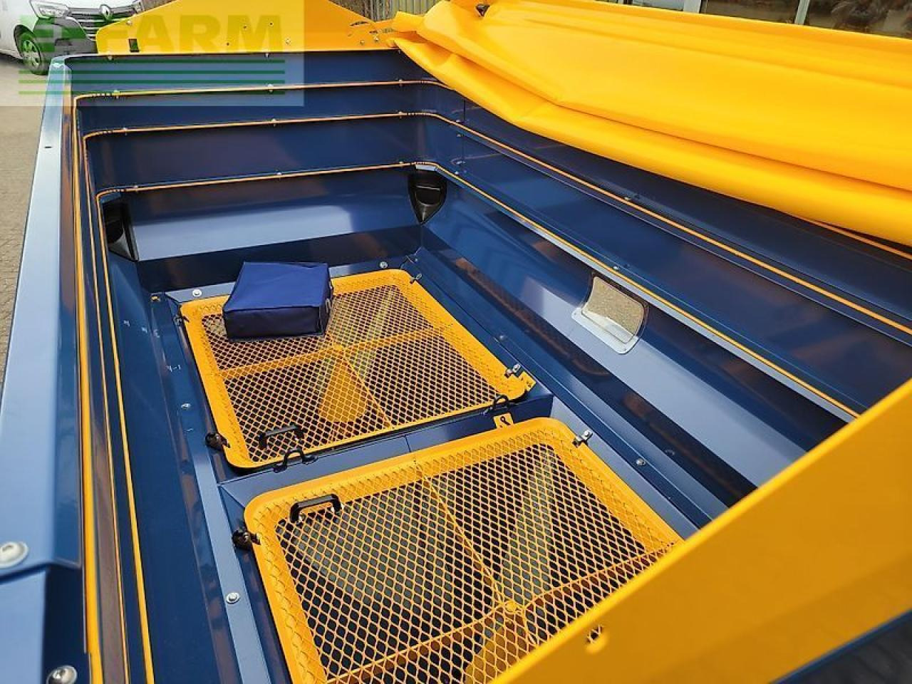 Distribuidor de fertilizantes Bogballe m35w: foto 12 Distribuidor de fertilizantes Bogballe m35w: foto 12