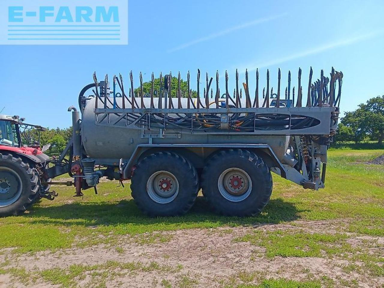 Briri 17000 liter vakuumfaß - Equipamento de fertilização: foto 1 Briri 17000 liter vakuumfaß - Equipamento de fertilização: foto 1