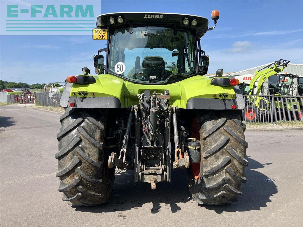 CLAAS ARION 650 CIS CIS - Trator: foto 4 CLAAS ARION 650 CIS CIS - Trator: foto 4