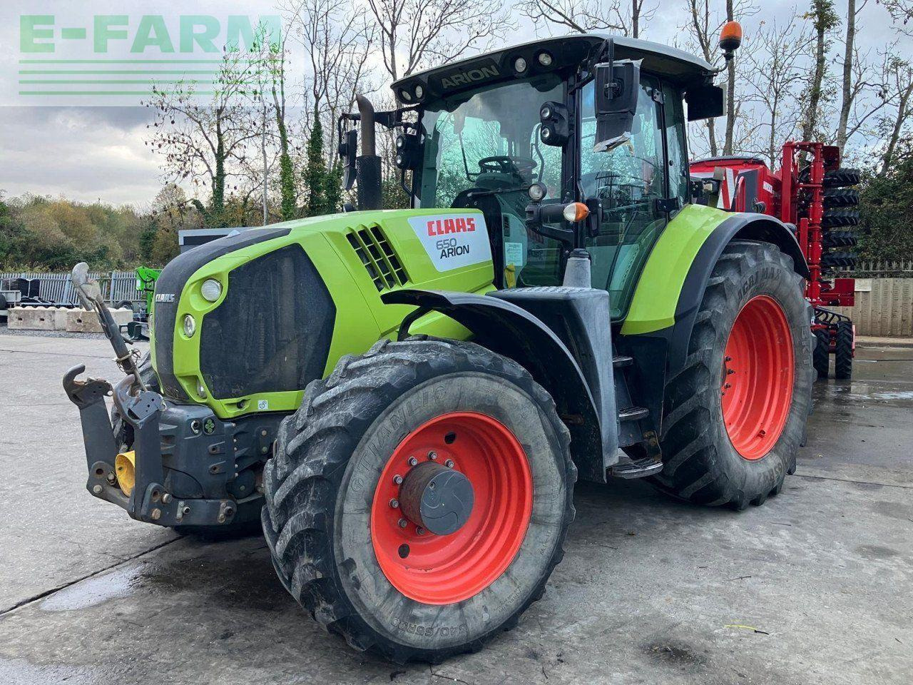 CLAAS ARION 650 ST4 CIS+ 50K CIS+ - Trator: foto 2 CLAAS ARION 650 ST4 CIS+ 50K CIS+ - Trator: foto 2