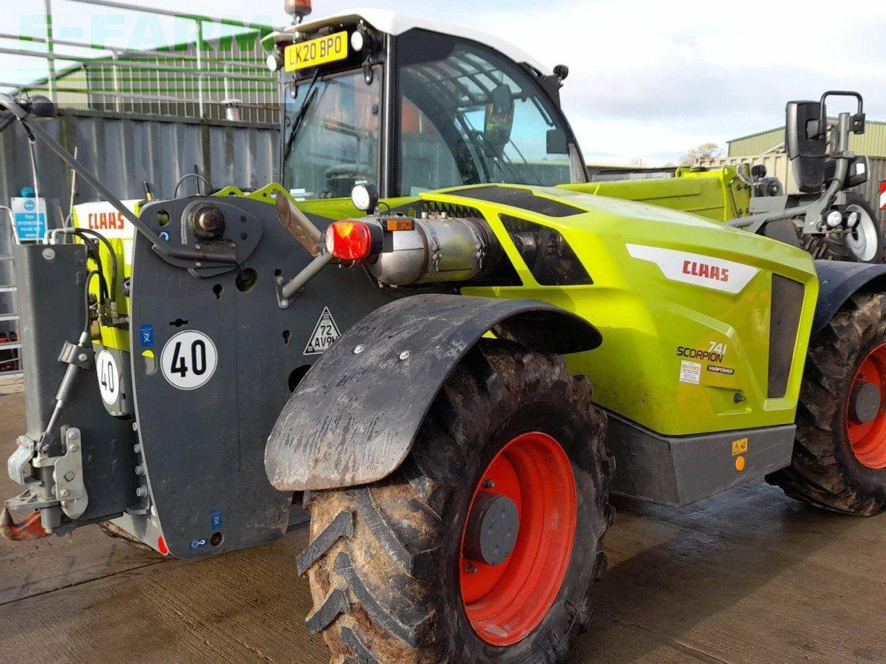 CLAAS SCORPION 741 - Empilhador telescópico: foto 1 CLAAS SCORPION 741 - Empilhador telescópico: foto 1