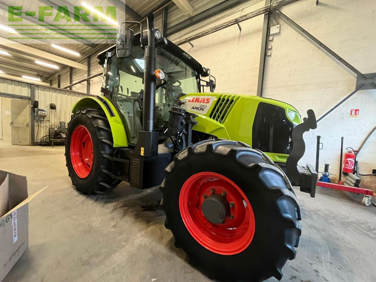 CLAAS arion 410 (a52/100) - Trator: foto 1 CLAAS arion 410 (a52/100) - Trator: foto 1