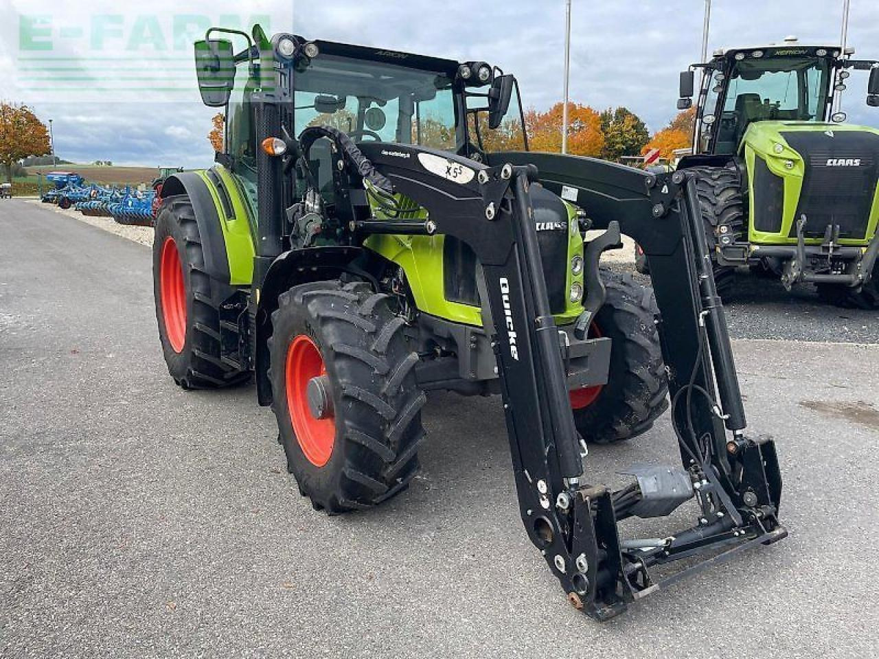 CLAAS arion 420 - Trator: foto 1 CLAAS arion 420 - Trator: foto 1