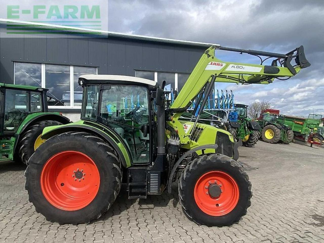 CLAAS arion 420 - Trator: foto 4 CLAAS arion 420 - Trator: foto 4