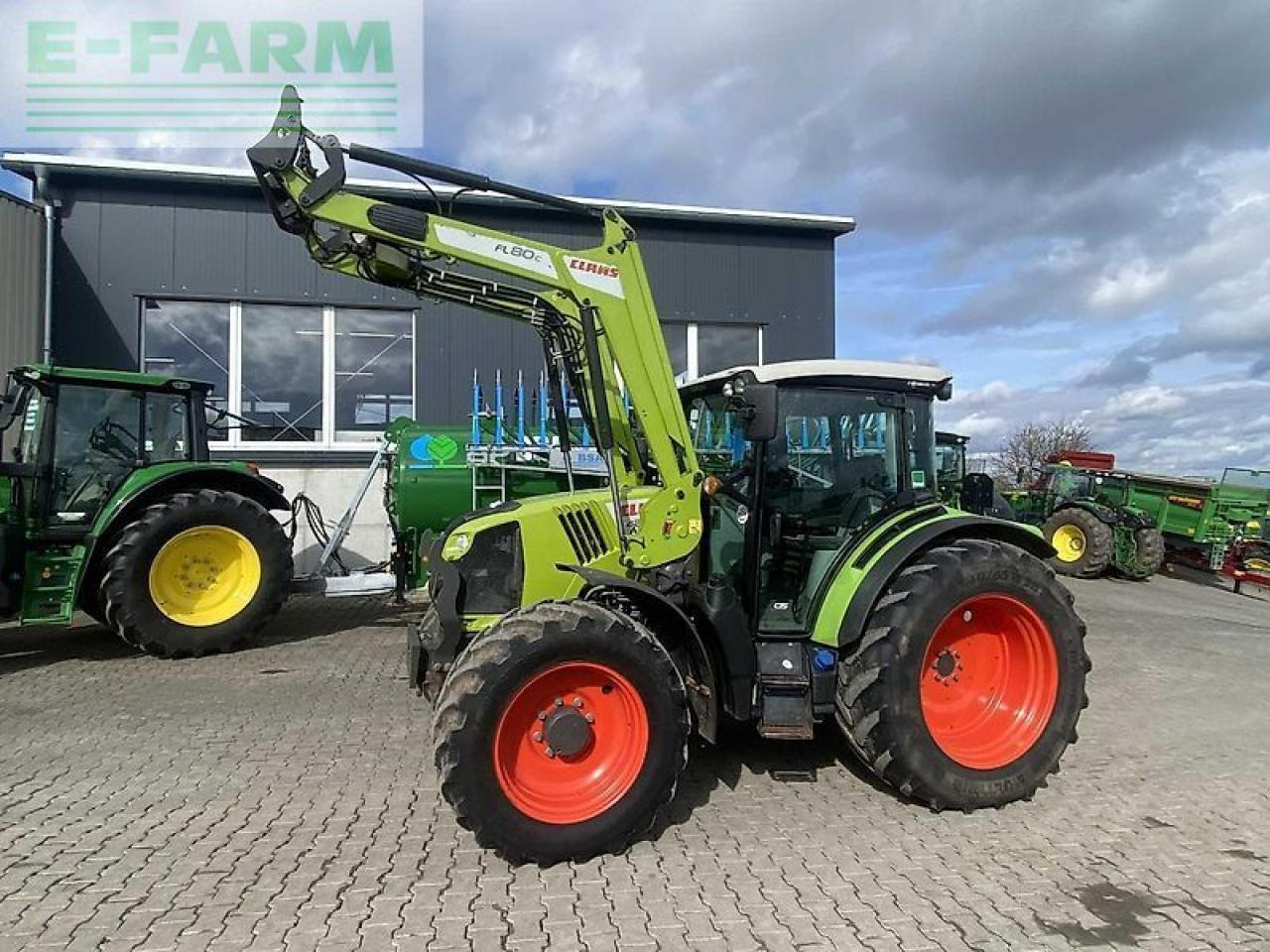 CLAAS arion 420 - Trator: foto 5 CLAAS arion 420 - Trator: foto 5