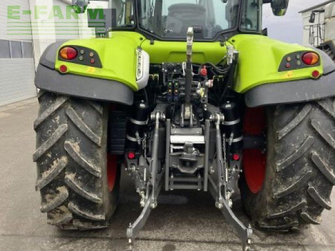 CLAAS arion 440 - Trator: foto 5 CLAAS arion 440 - Trator: foto 5