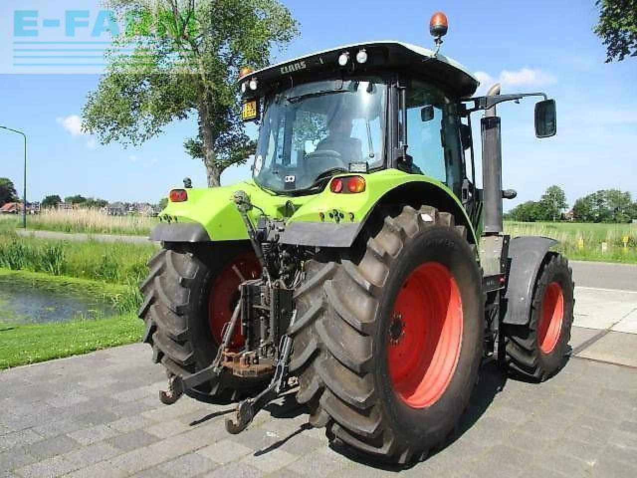 CLAAS arion 520 - Trator: foto 5 CLAAS arion 520 - Trator: foto 5