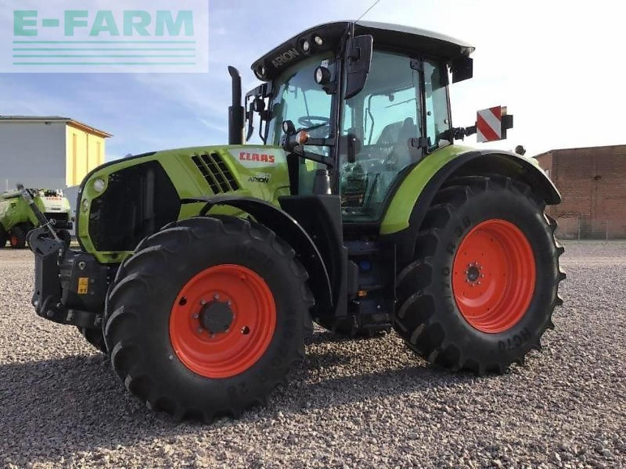 CLAAS arion 530 - Trator: foto 1 CLAAS arion 530 - Trator: foto 1