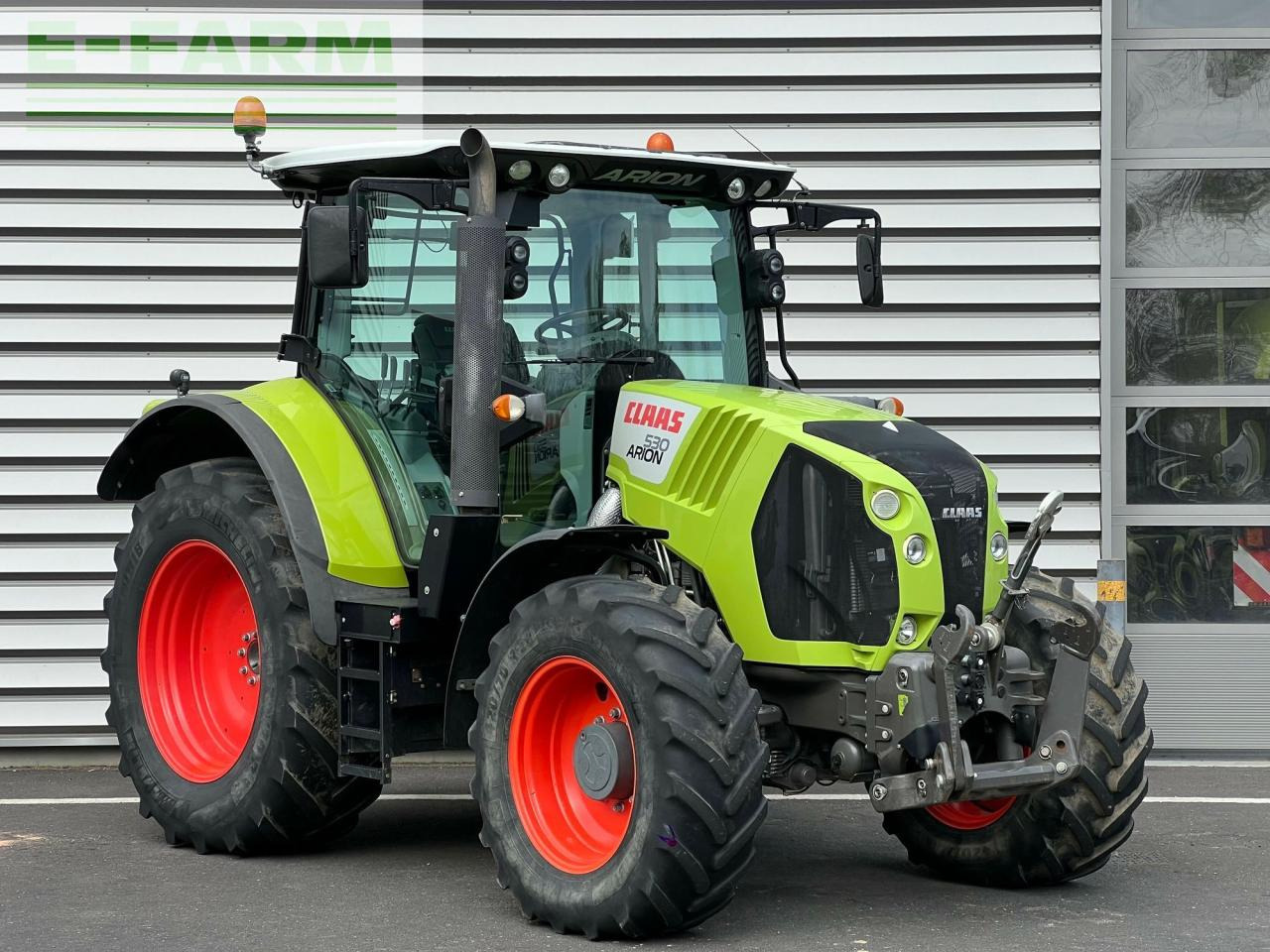 CLAAS arion 530 cis CIS - Trator: foto 1 CLAAS arion 530 cis CIS - Trator: foto 1