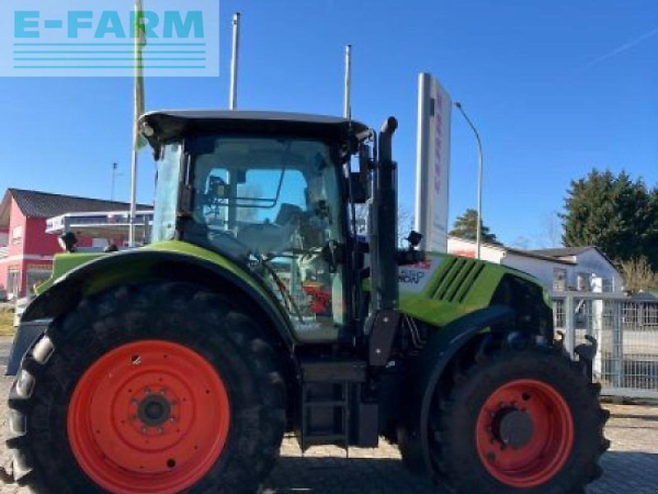 CLAAS arion 550 cmatic cebis CMATIC CEBIS - Trator: foto 1 CLAAS arion 550 cmatic cebis CMATIC CEBIS - Trator: foto 1
