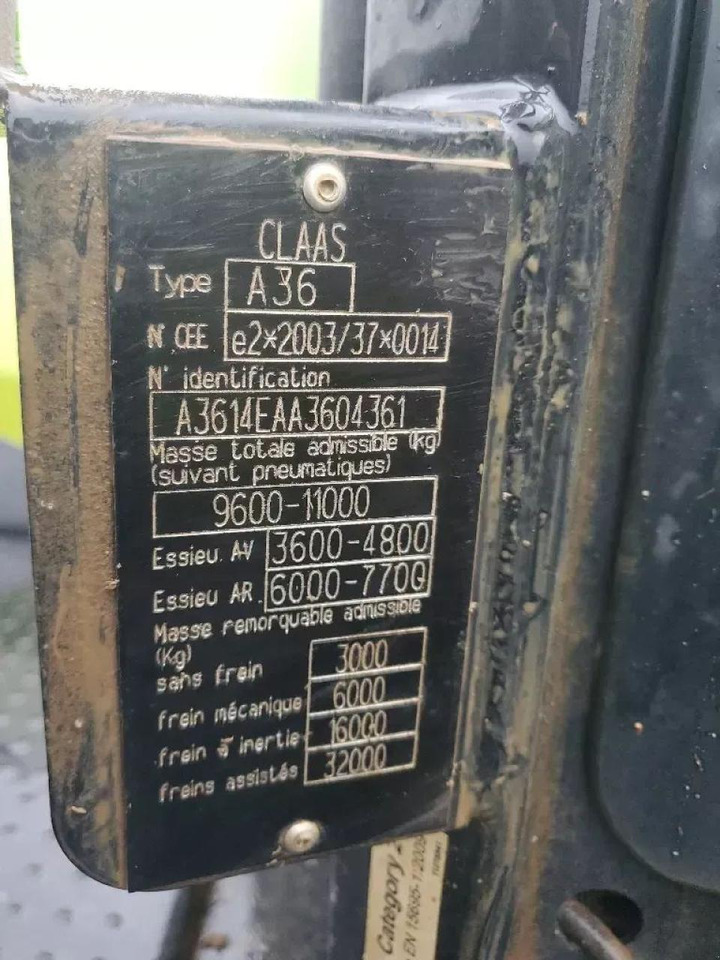 Trator CLAAS arion 630: foto 10