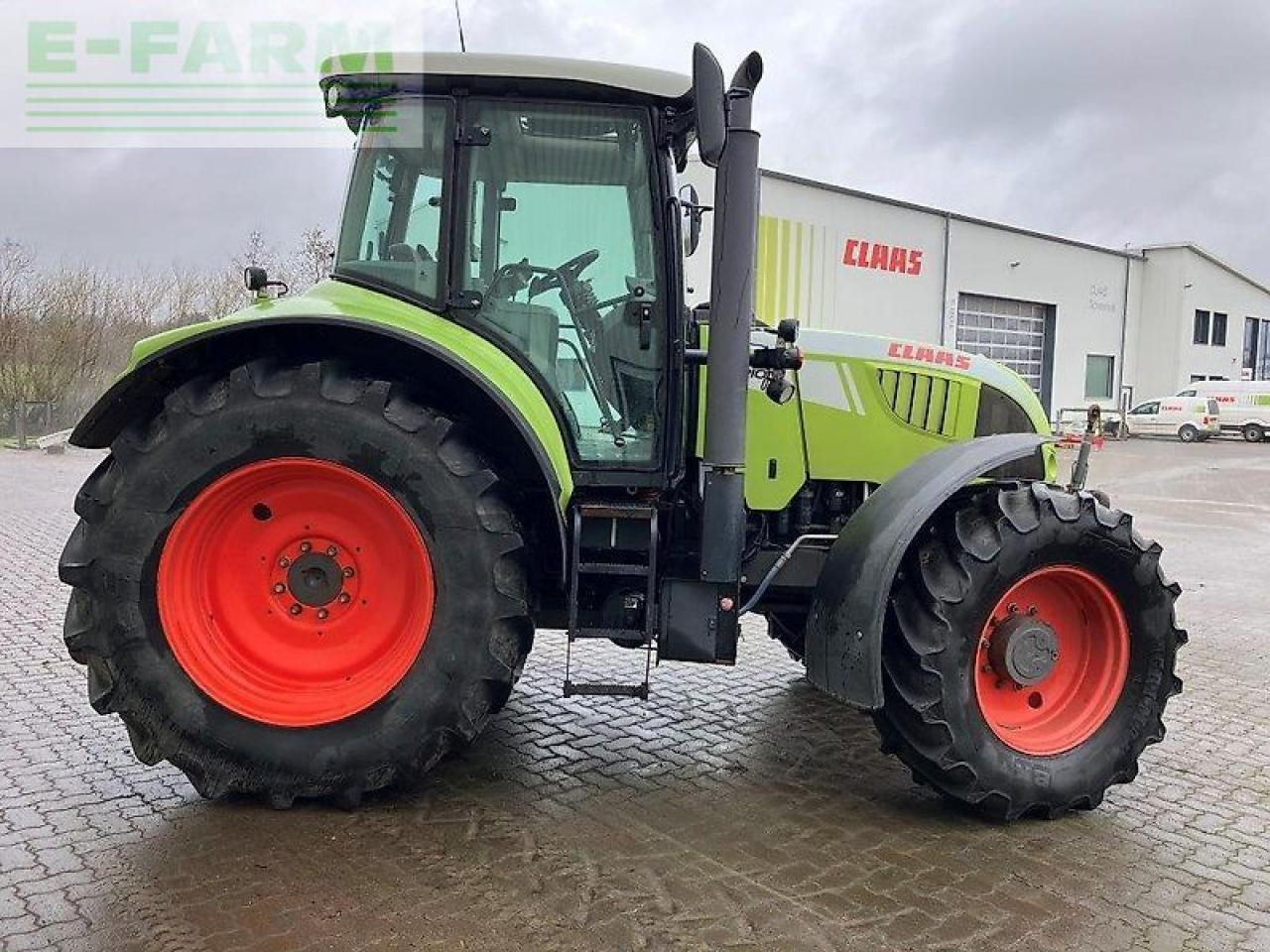 CLAAS arion 640 cis CIS - Trator: foto 3 CLAAS arion 640 cis CIS - Trator: foto 3