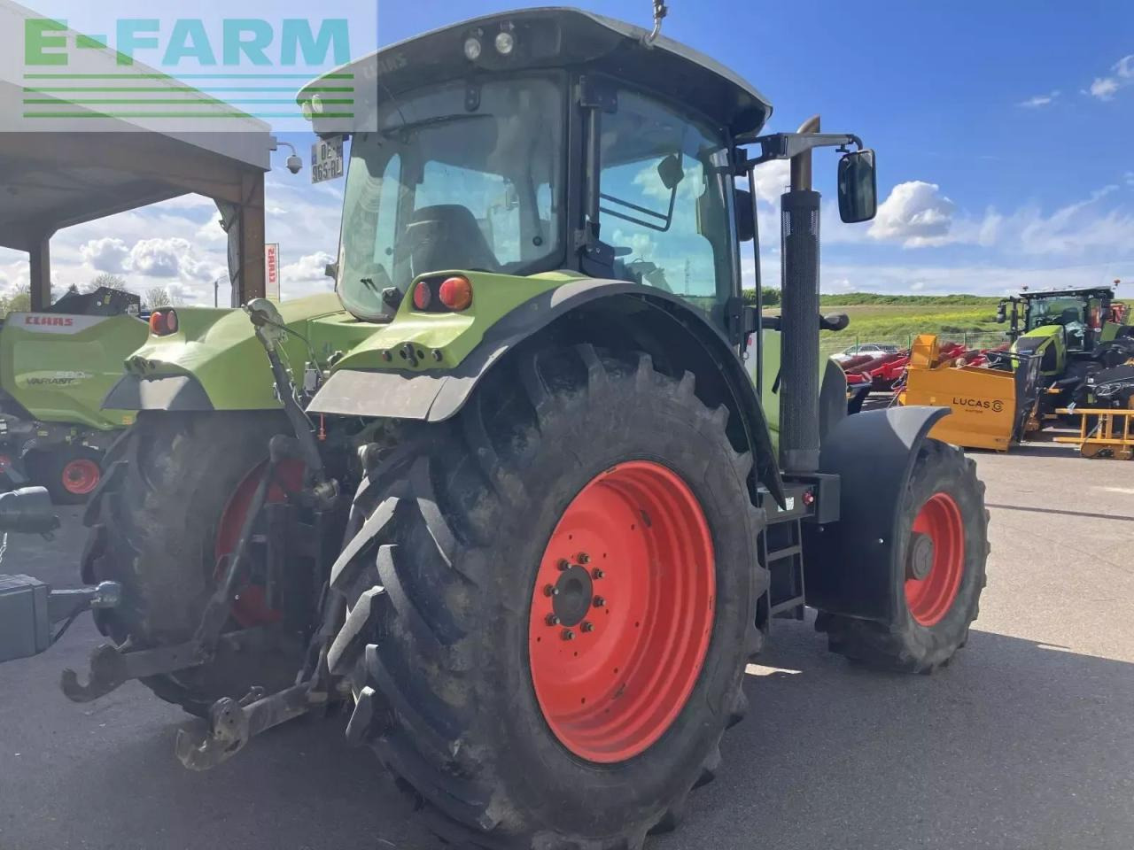 CLAAS arion 640 t4i cis CIS - Trator: foto 5 CLAAS arion 640 t4i cis CIS - Trator: foto 5