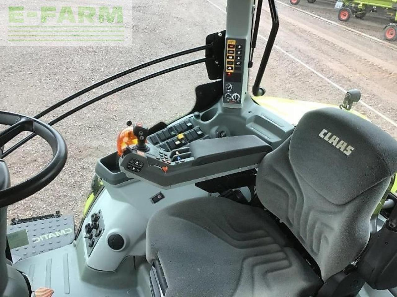 Trator CLAAS axion 810: foto 8