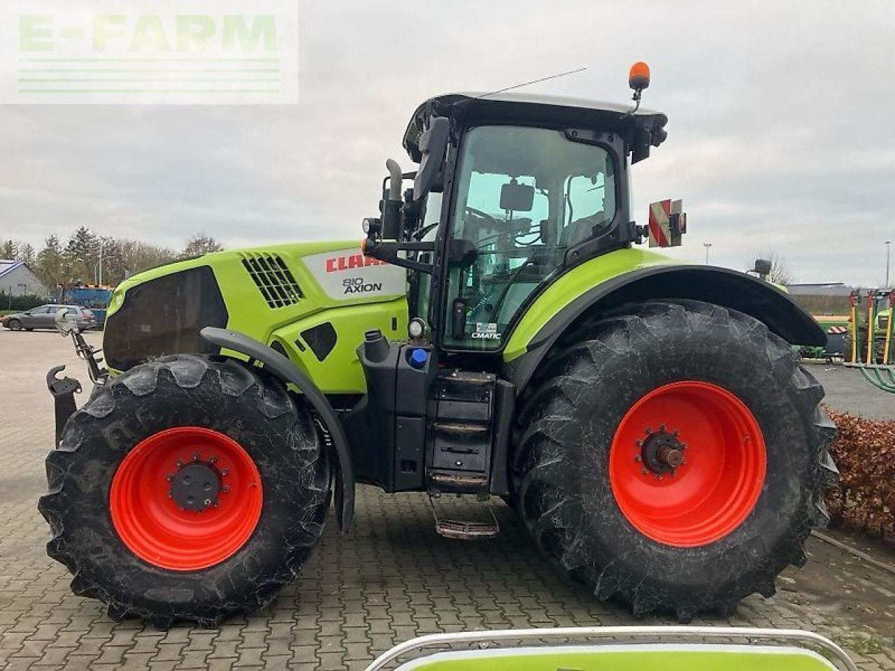 CLAAS axion 810 cis+ cm - Trator: foto 1 CLAAS axion 810 cis+ cm - Trator: foto 1