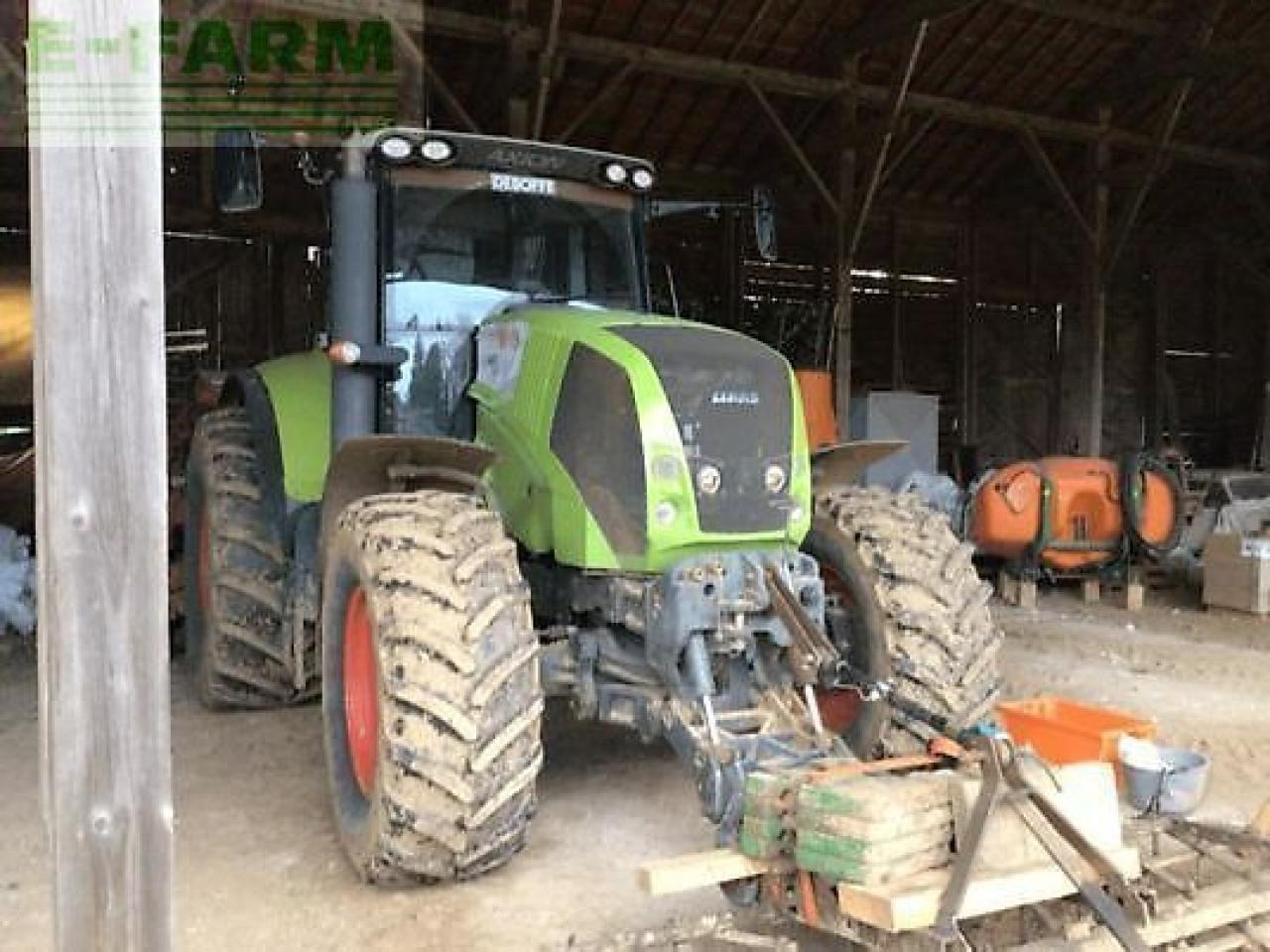 CLAAS axion 810 cmatic CMATIC - Trator: foto 1 CLAAS axion 810 cmatic CMATIC - Trator: foto 1