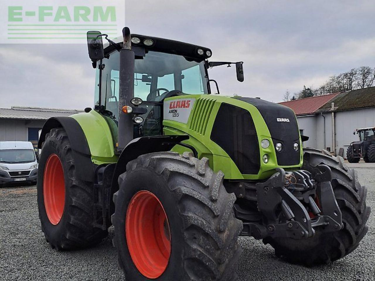 CLAAS axion 820 c-matic CMATIC - Trator: foto 1 CLAAS axion 820 c-matic CMATIC - Trator: foto 1