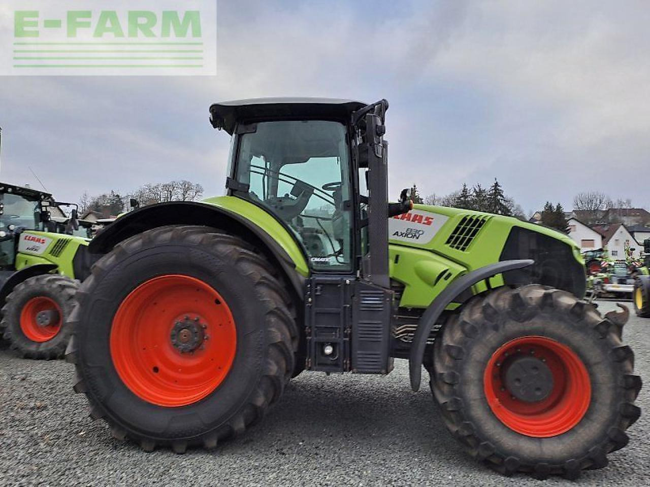 CLAAS axion 830 c-matic CMATIC - Trator: foto 5 CLAAS axion 830 c-matic CMATIC - Trator: foto 5
