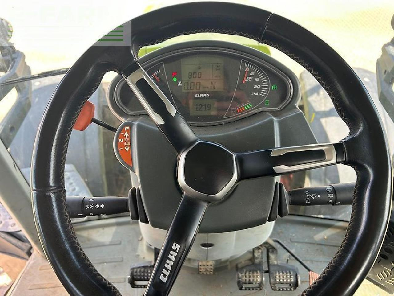 CLAAS axion 870 - Trator: foto 3 CLAAS axion 870 - Trator: foto 3