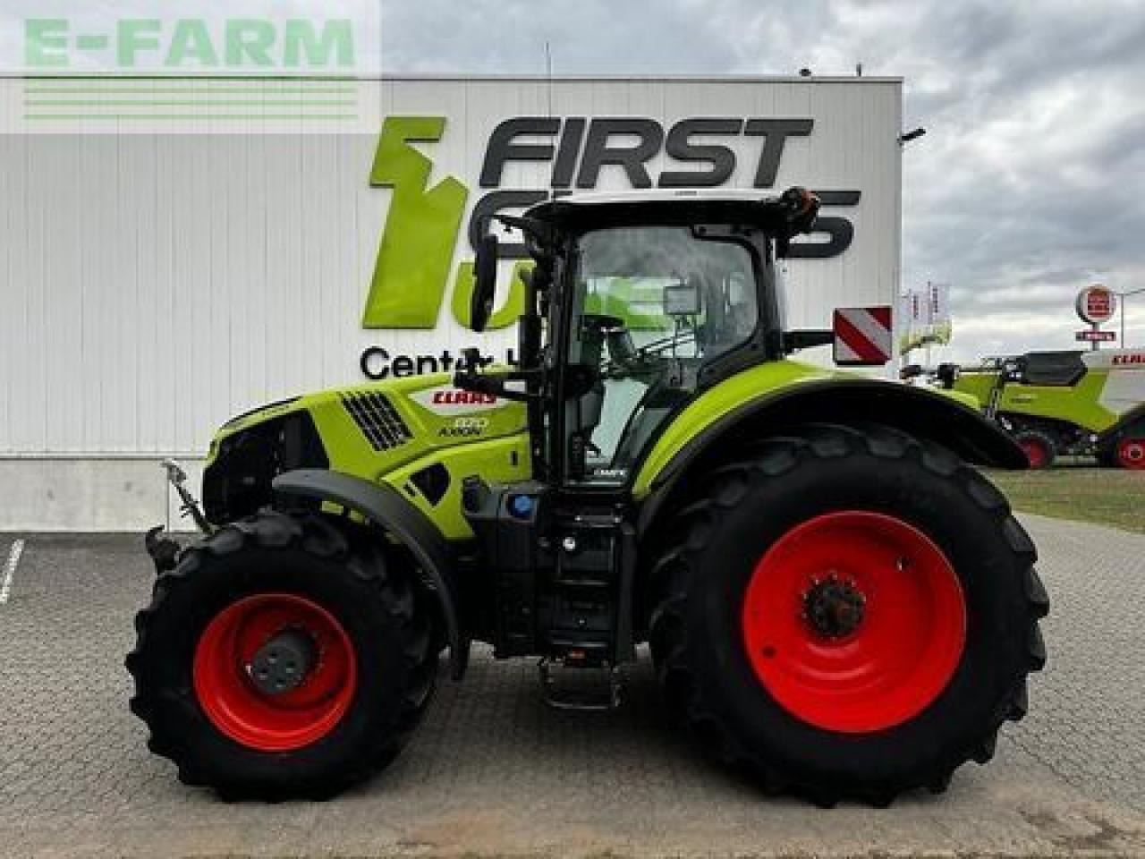 CLAAS axion 870 - Trator: foto 2 CLAAS axion 870 - Trator: foto 2