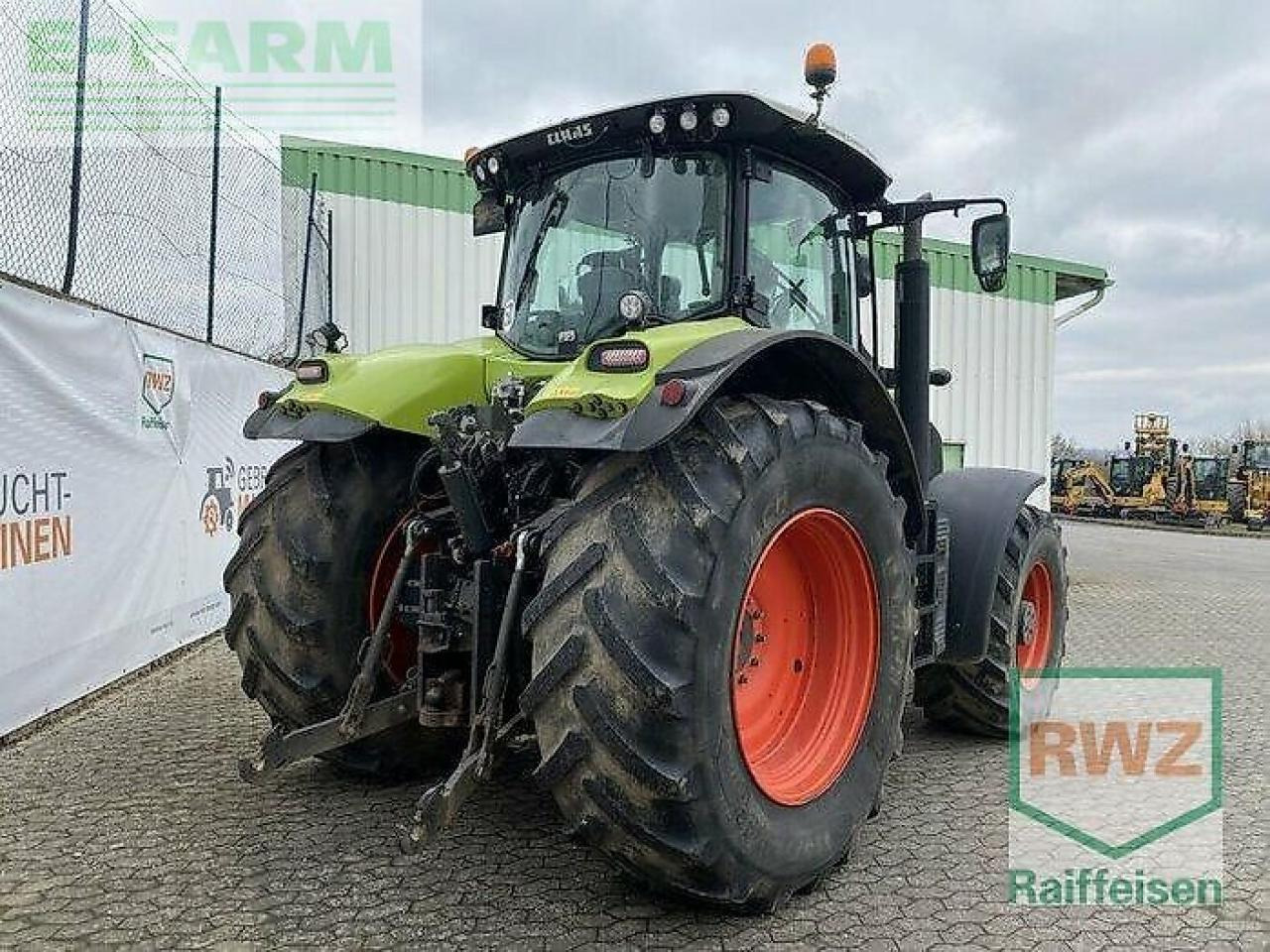 CLAAS axion 870 cmatic CMATIC - Trator: foto 2 CLAAS axion 870 cmatic CMATIC - Trator: foto 2