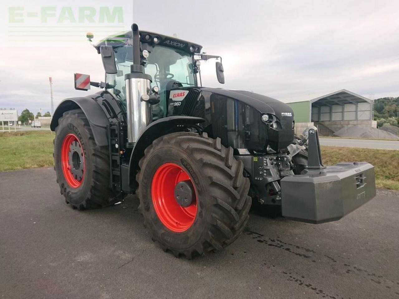 CLAAS axion 960 cebis (stage v) - Trator: foto 2 CLAAS axion 960 cebis (stage v) - Trator: foto 2