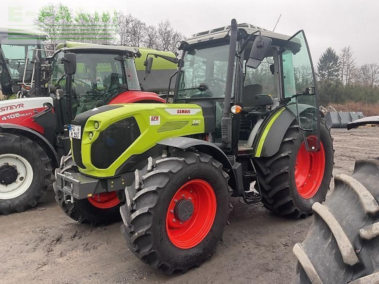 CLAAS axos 240 advanced claas trakto - Trator: foto 2 CLAAS axos 240 advanced claas trakto - Trator: foto 2