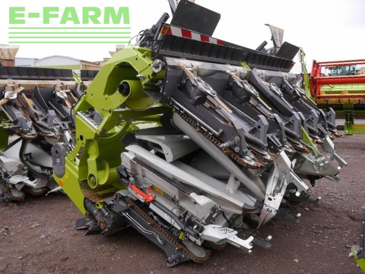 CLAAS corio 875 fc conspeed - Plataforma para colher milho: foto 1 CLAAS corio 875 fc conspeed - Plataforma para colher milho: foto 1