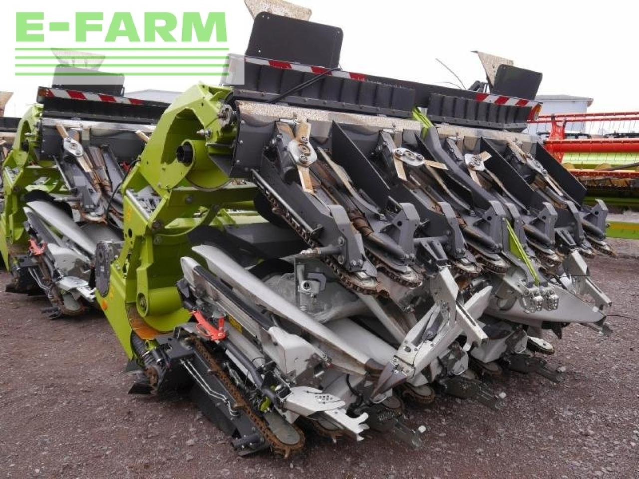 CLAAS corio 875 fc conspeed - Plataforma para colher milho: foto 1 CLAAS corio 875 fc conspeed - Plataforma para colher milho: foto 1