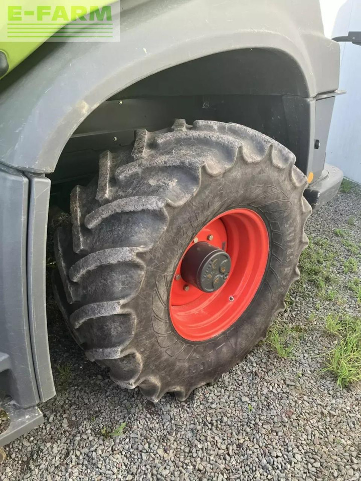 CLAAS ensileuse claas jaguar t4f - Picadora de forragem automotriz: foto 3 CLAAS ensileuse claas jaguar t4f - Picadora de forragem automotriz: foto 3