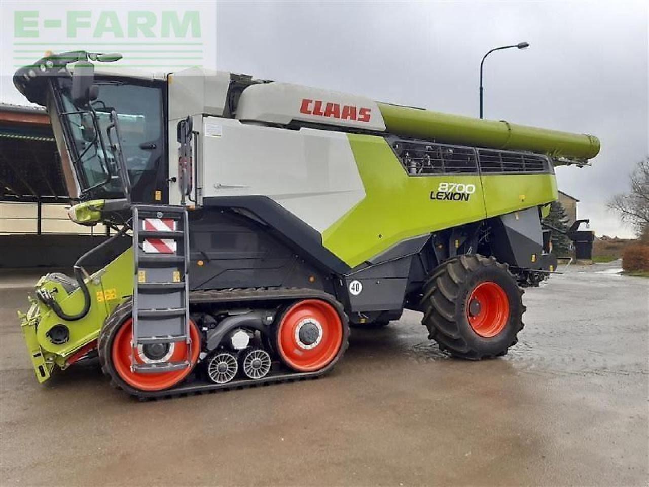 CLAAS gebr. mähdrescher lexion8700tt - Ceifeira debulhadora: foto 1 CLAAS gebr. mähdrescher lexion8700tt - Ceifeira debulhadora: foto 1