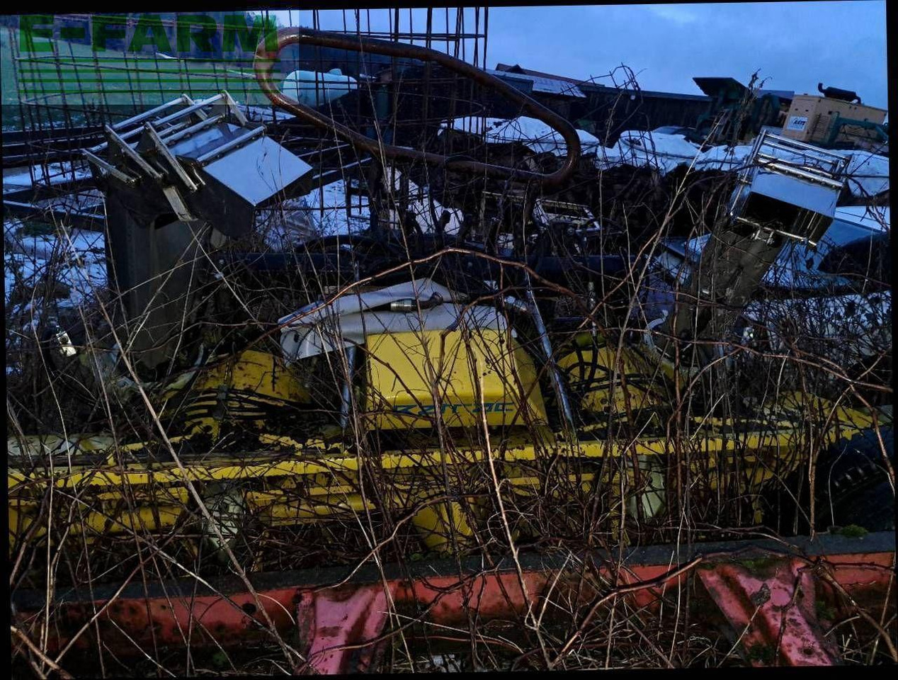 CLAAS jaguar 950 - Picadora de forragem automotriz: foto 2 CLAAS jaguar 950 - Picadora de forragem automotriz: foto 2