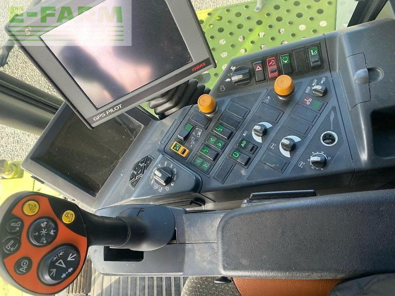 Ceifeira debulhadora CLAAS lexion 570 tt: foto 8
