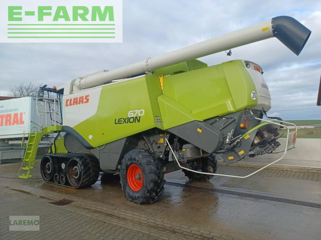 CLAAS lexion 670 tt terratrac v 900 - Ceifeira debulhadora: foto 2 CLAAS lexion 670 tt terratrac v 900 - Ceifeira debulhadora: foto 2