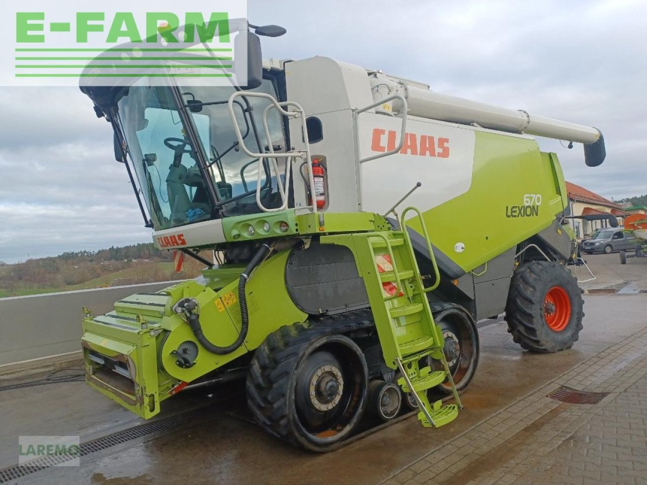 CLAAS lexion 670 tt terratrac v 900 - Ceifeira debulhadora: foto 1 CLAAS lexion 670 tt terratrac v 900 - Ceifeira debulhadora: foto 1