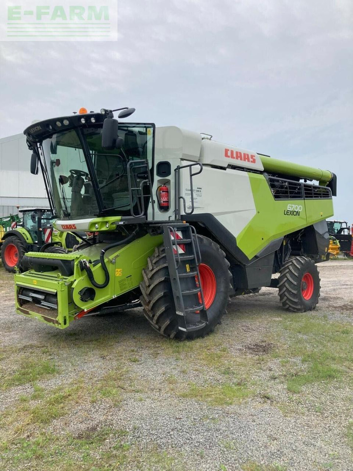 CLAAS lexion 6700 business - Ceifeira debulhadora: foto 1 CLAAS lexion 6700 business - Ceifeira debulhadora: foto 1