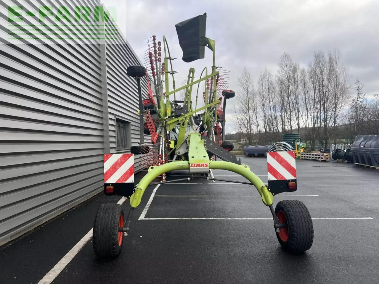 CLAAS liner 1650 twin (g00/010) - Ancinho enleirador: foto 4 CLAAS liner 1650 twin (g00/010) - Ancinho enleirador: foto 4