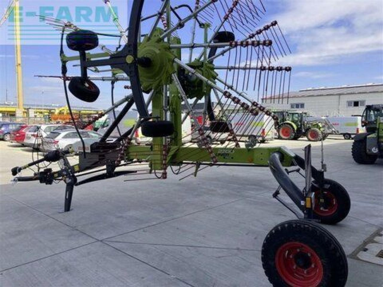 CLAAS liner 2700 trend - Ancinho enleirador: foto 5 CLAAS liner 2700 trend - Ancinho enleirador: foto 5