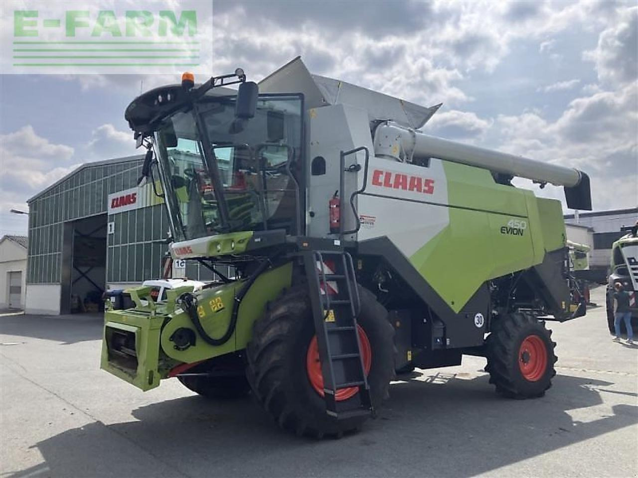 CLAAS mähdrescher evion 450 - Ceifeira debulhadora: foto 1 CLAAS mähdrescher evion 450 - Ceifeira debulhadora: foto 1
