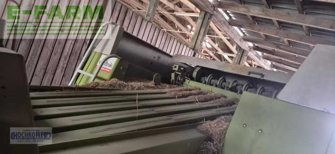 CLAAS quadrant 2200 rc - Enfardadeira de fardos quadrados: foto 2 CLAAS quadrant 2200 rc - Enfardadeira de fardos quadrados: foto 2