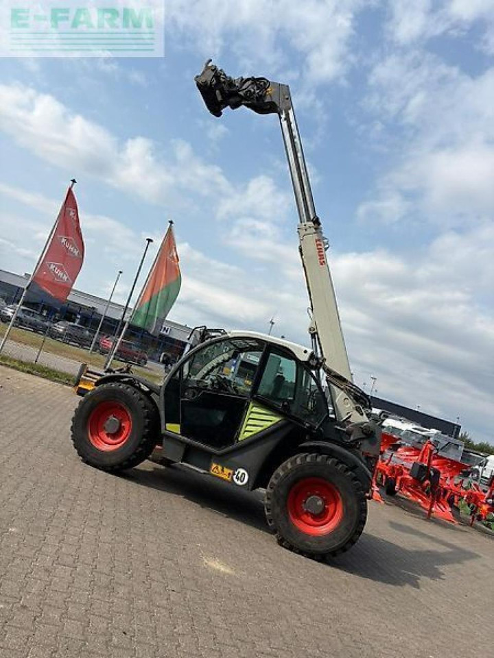 CLAAS scorpion 6030 - Empilhador telescópico: foto 2 CLAAS scorpion 6030 - Empilhador telescópico: foto 2