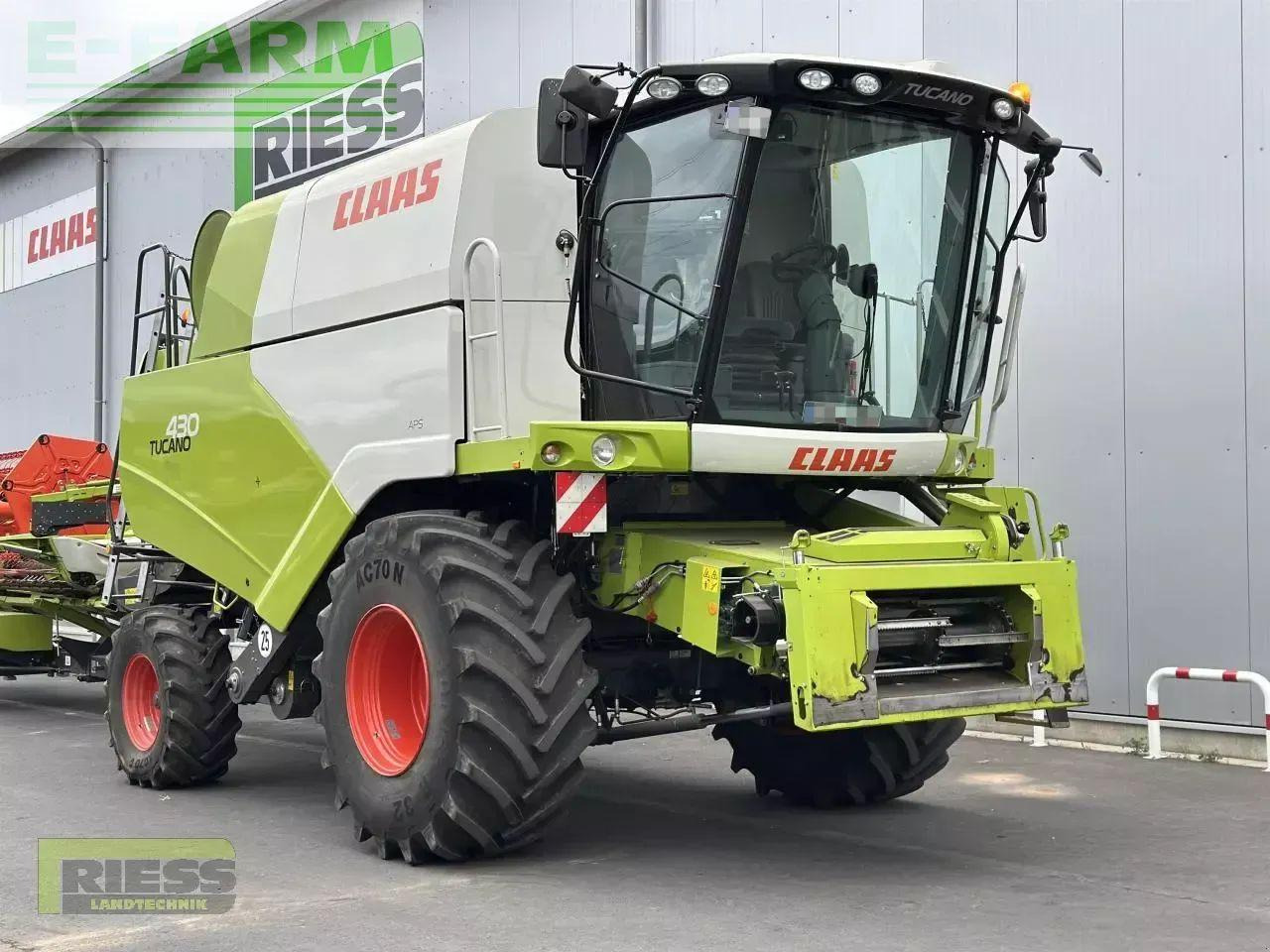 CLAAS tucano 430 vario 560 l34 - Ceifeira debulhadora: foto 2 CLAAS tucano 430 vario 560 l34 - Ceifeira debulhadora: foto 2