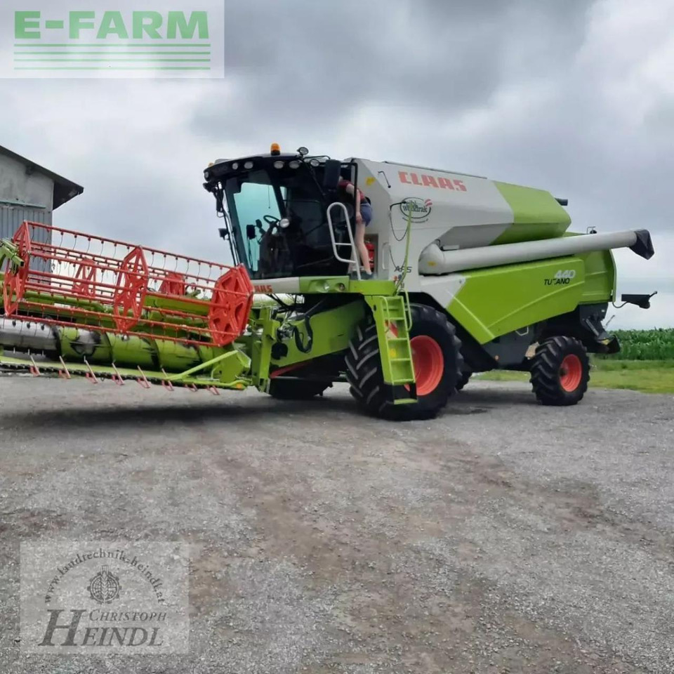 CLAAS tucano 440 - Ceifeira debulhadora: foto 4 CLAAS tucano 440 - Ceifeira debulhadora: foto 4