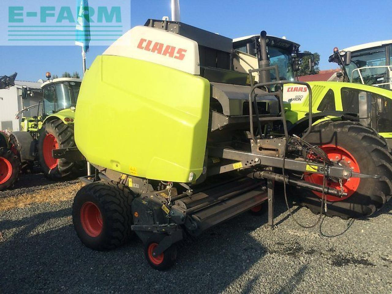 CLAAS variant 485 rc - Enfardadeira de fardos quadrados: foto 1 CLAAS variant 485 rc - Enfardadeira de fardos quadrados: foto 1